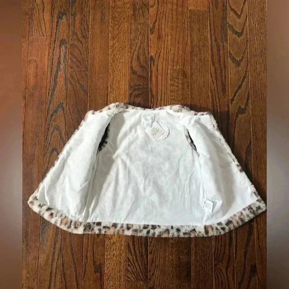 Mud Pie Girls 2T-3T Tan Leopard Faux Fur Vest - NWT!! - Picture 7 of 10